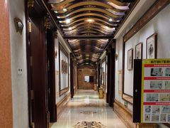 -皇宫大酒店
