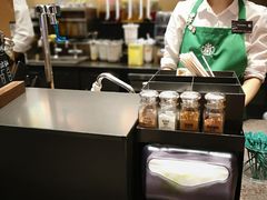 -星巴克(港汇1号办公楼店)