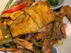 -大头虾越式风味餐厅(光明广场店)