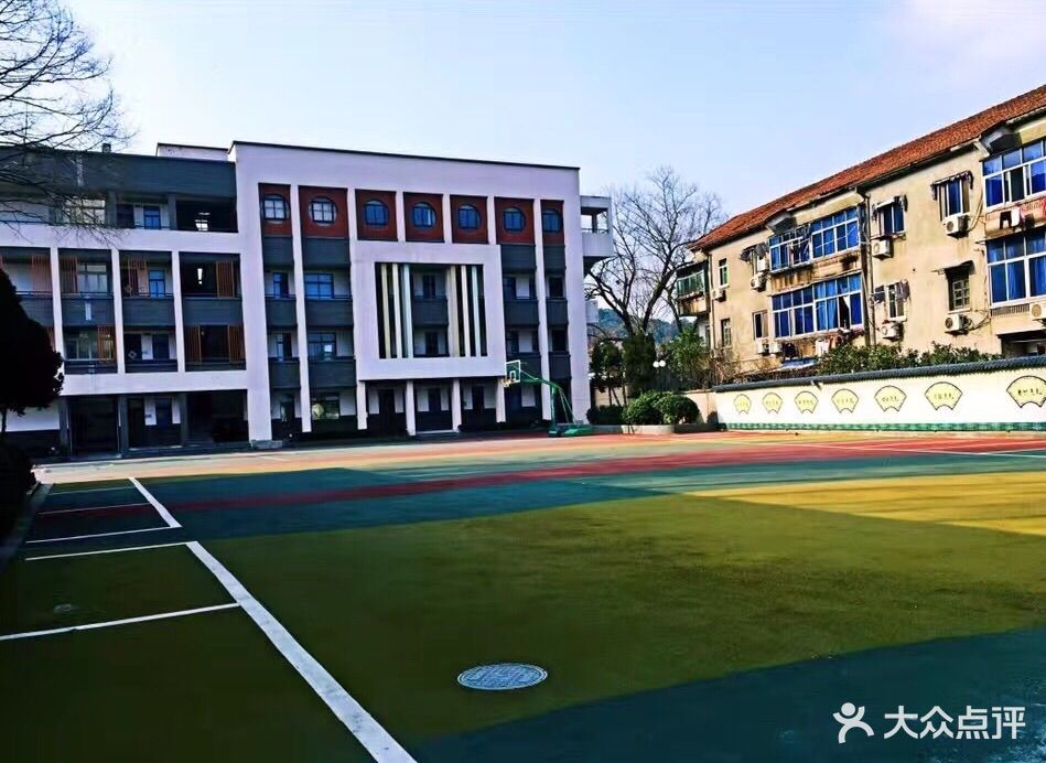 德清县乾元镇清溪小学图片