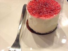 甜蜜莓果慕斯蛋糕-星巴克臻选(泉州浦西万达广场店)