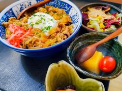 牛肉饭-鲔屋寿喜烧