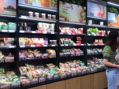 面包甜点陈列柜-良品铺子(五角场万达店)