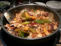 鲶鱼锅-猪啊牛呀羊啊铜盘烤肉(正大广场店)