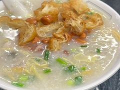 荔湾艇仔粥-伍湛记 · 广州老字号(龙津中路店)