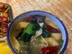 -喝丢一只鞋海鲜烧烤·海肠捞饭(东关街店)