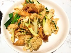 -关东小磨东北菜(漕河泾印象城店)