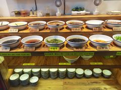 自助调料区-春记潮汕牛肉火锅