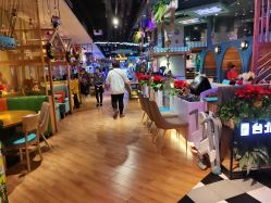 -卡通尼乐园(上海万象城店)