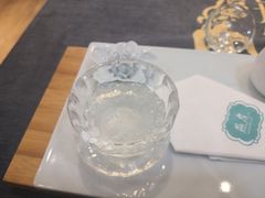 -燕庭·纯燕窝·甜品下午茶(南京西路店)