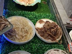 -爱有声毛肚串串火锅自助(龙之梦大都汇店)