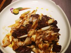 葱爆山东和牛-鑫悦诚府·新鲁菜·餐厅(趵突泉店)