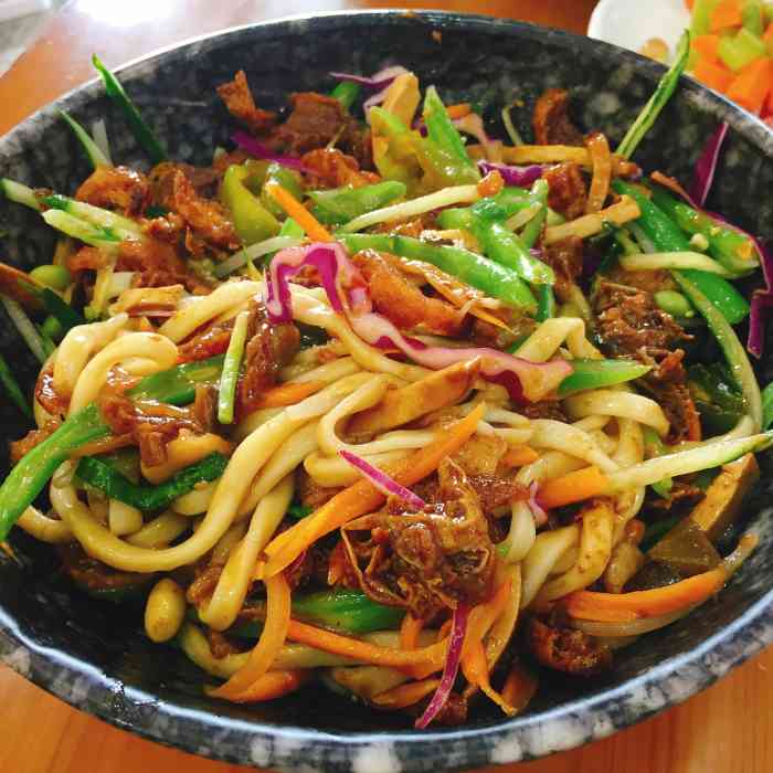 知人知面61自助捞面-"味道不错,卤子多,菜码多,面劲道,好吃,.