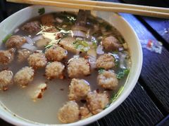 -何胖子丸子汤(南海街店)
