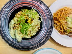 松子青口鲜虾罗勒意面-吃饼人西餐(南开店)