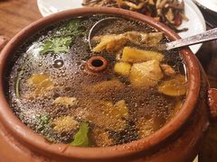 -小厨子私房菜·云南美食店