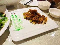 宫爆虾球-国人川菜(李家村建东街店)