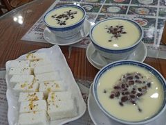 桂花椰蓉牛奶冻-周大娘牛乳(旧寨古村总店)