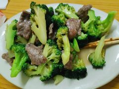 西兰花炒牛肉-顺发饭店