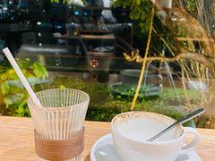 -花房咖啡 FLOWER YIN COFFEE