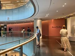 -Acne Studios(芮欧百货店)