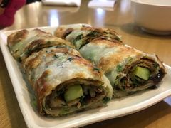 葱饼卷牛肉-台北楚楚园馅饼粥(虹桥南丰城店)