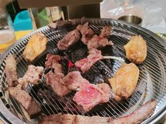 -青瓦餐厅·生鱼片·韩园烤肉(西塔店)