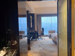 -成都保利公园皇冠假日酒店(熊猫基地店)