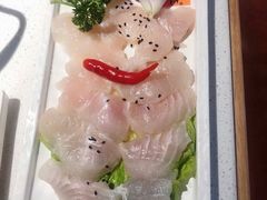 鲜嫩沙巴鱼-佬土鹅肠火锅(中建大观店)