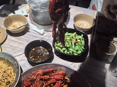 -巴厘龙虾·榜首油焖大虾(音乐学院·沿江酒馆店)