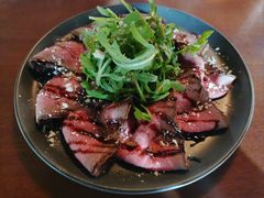 烤牛肉沙拉-羽深肉铺 Steak & Wine