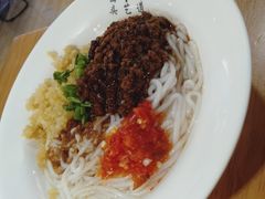 -凤起龙游老面包子(凯德晶品店)