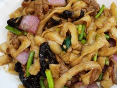 -顺溜·手工刀削面·黑金店(铜锣湾店)
