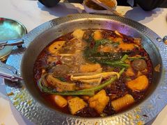 -鸡遇虾煲干锅火锅(小寨金莎店)