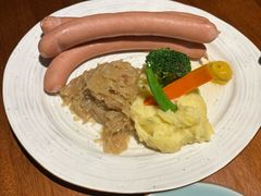 -LENBACH兰巴赫西餐·精酿啤酒(香格里拉店)
