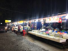 -拉威海鲜市场