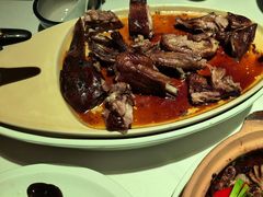 -八府香鸭·啫啫煲(华山路店)