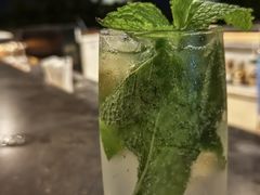 -三亚海棠湾仁恒皇冠假日酒店·大堂吧