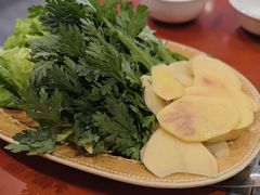 -菌之家·专业纯野生菌火锅·特色炒菌