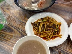 -江城燕子大排档(江汉路步行街店)