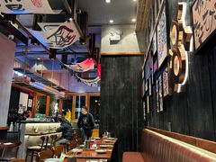 -8PINTS八品脱·日料·烧鸟·精酿小酒馆(莘庄店)