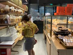 面包甜点陈列柜-Bread Talk 面包新语(荟聚店)