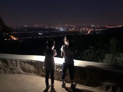 -鬼笑石后山停车场