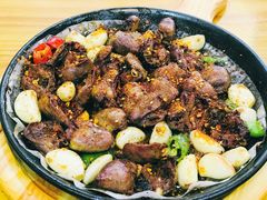 -老东镇啤酒屋海鲜加工·蒸汽海鲜·海鲜烧烤(台东店)