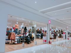 -优衣库(郑州丹尼斯大卫城店)