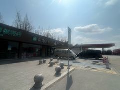 -小昆山服务区-停车场