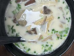 -津津老鸭粉丝馆(正东路店)
