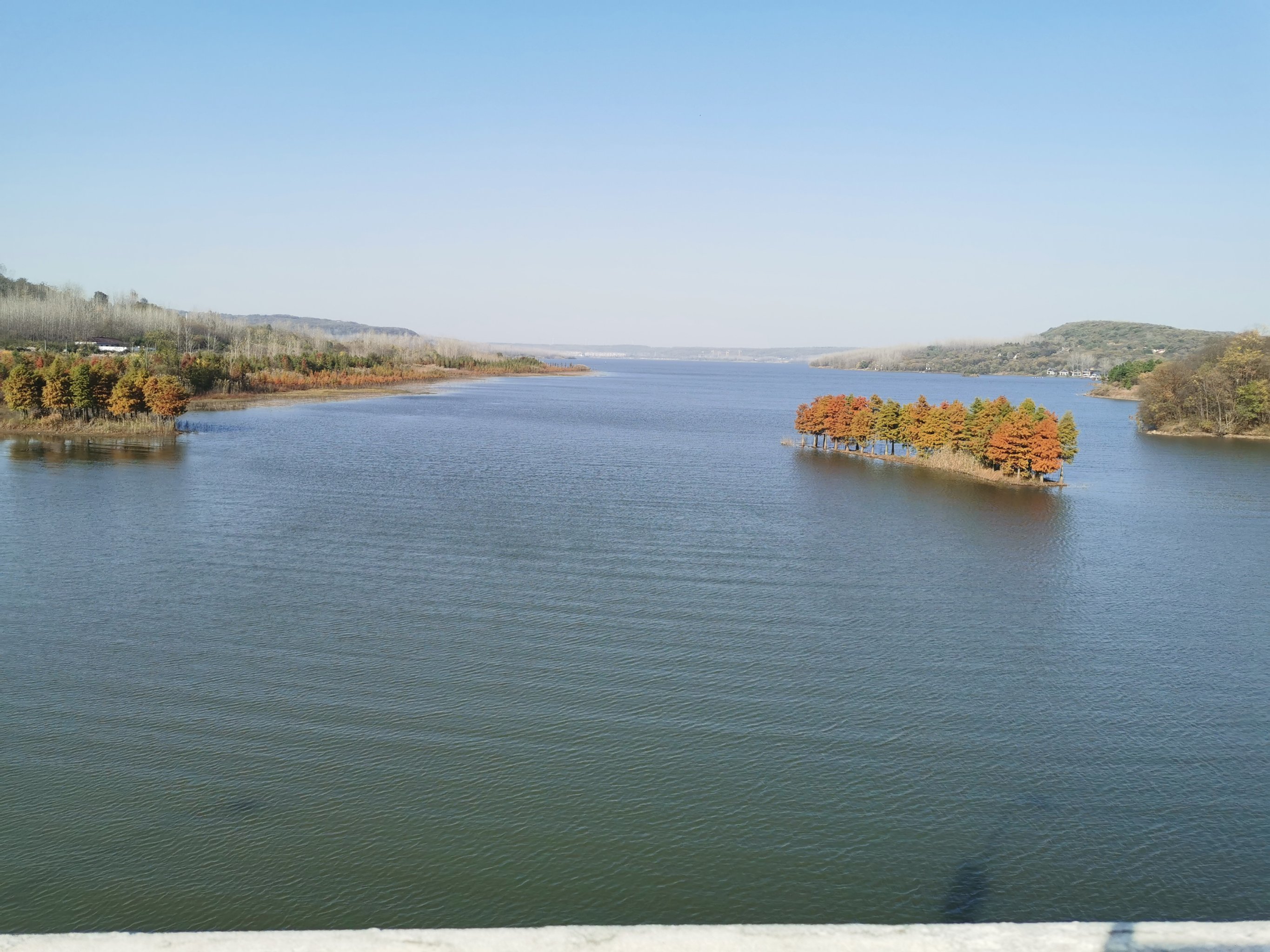 已经第二次打卡天泉湖金陵山庄,第一次去的