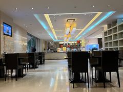 -天津京基皇冠假日酒店