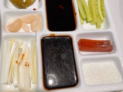 -小桃红·东北菜·春饼烤鸭(南阳湖街店)